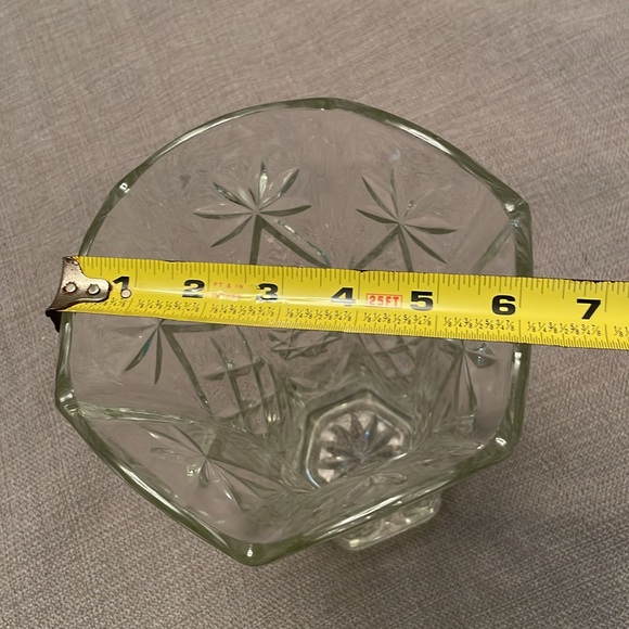 Vintage Anchor Hocking Heavy Lead Crystal Cut Glass Vase Starburst Pattern - Picture 9 of 13
